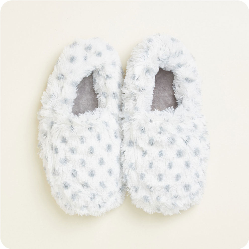 FW-SLI-4-Snowy-Slippers-04-Crop_fa4c7c65-3399-4c8c-8bc7-1d88247fff4d-4