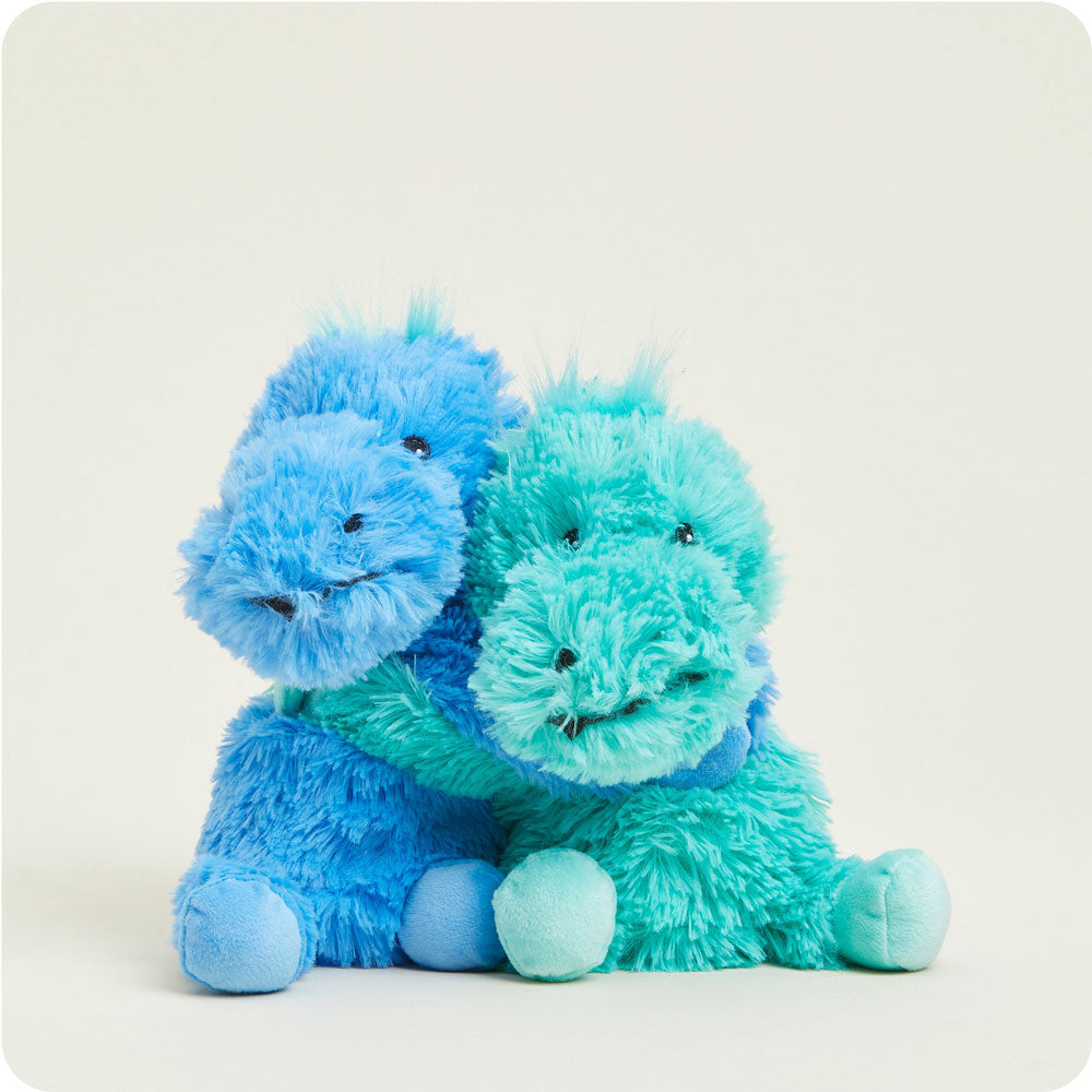 HUGS-DIN-1-Dinosaur-Hugs-03-Crop-2