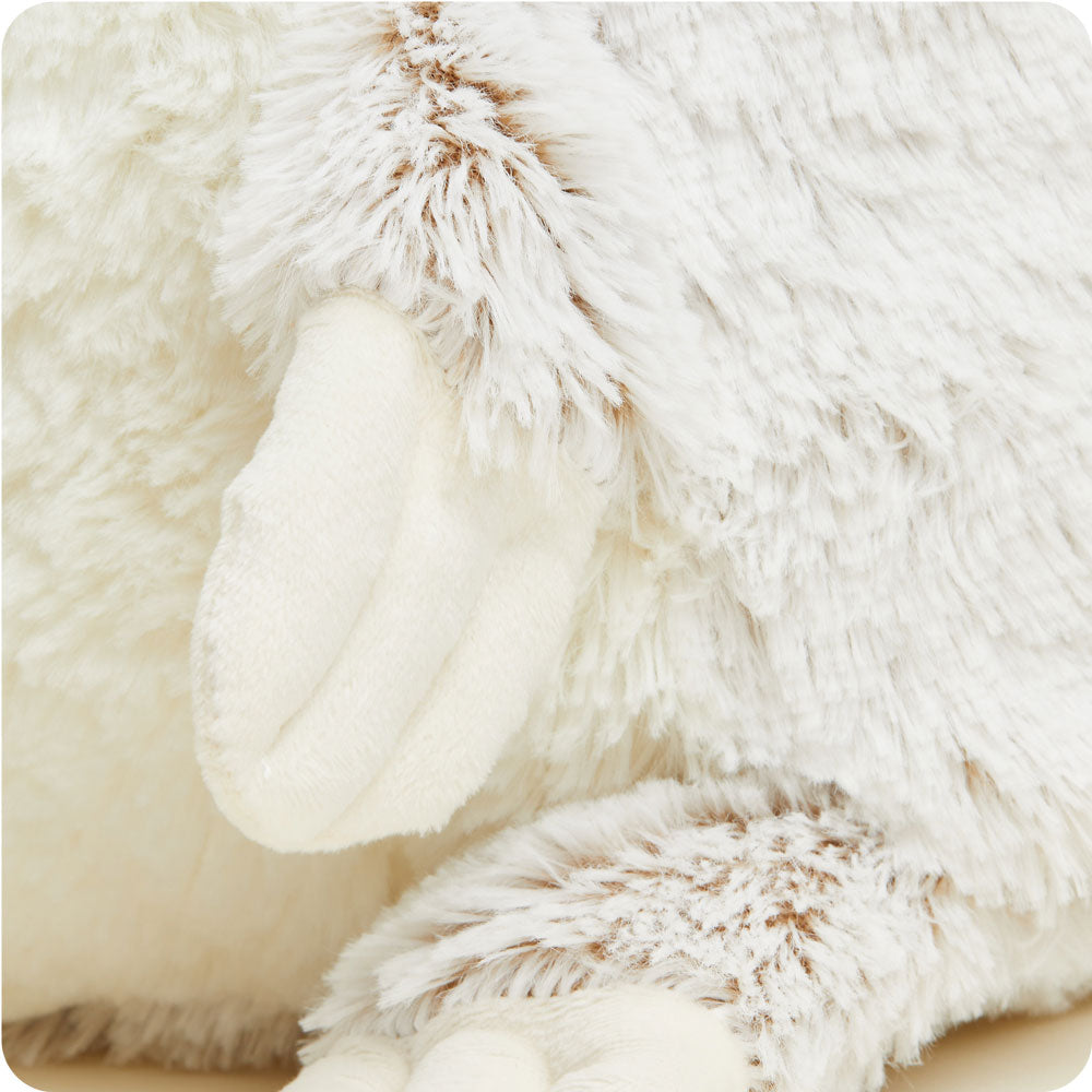 SS-SLO-1-Supersized-Sloth-Hand-06-1